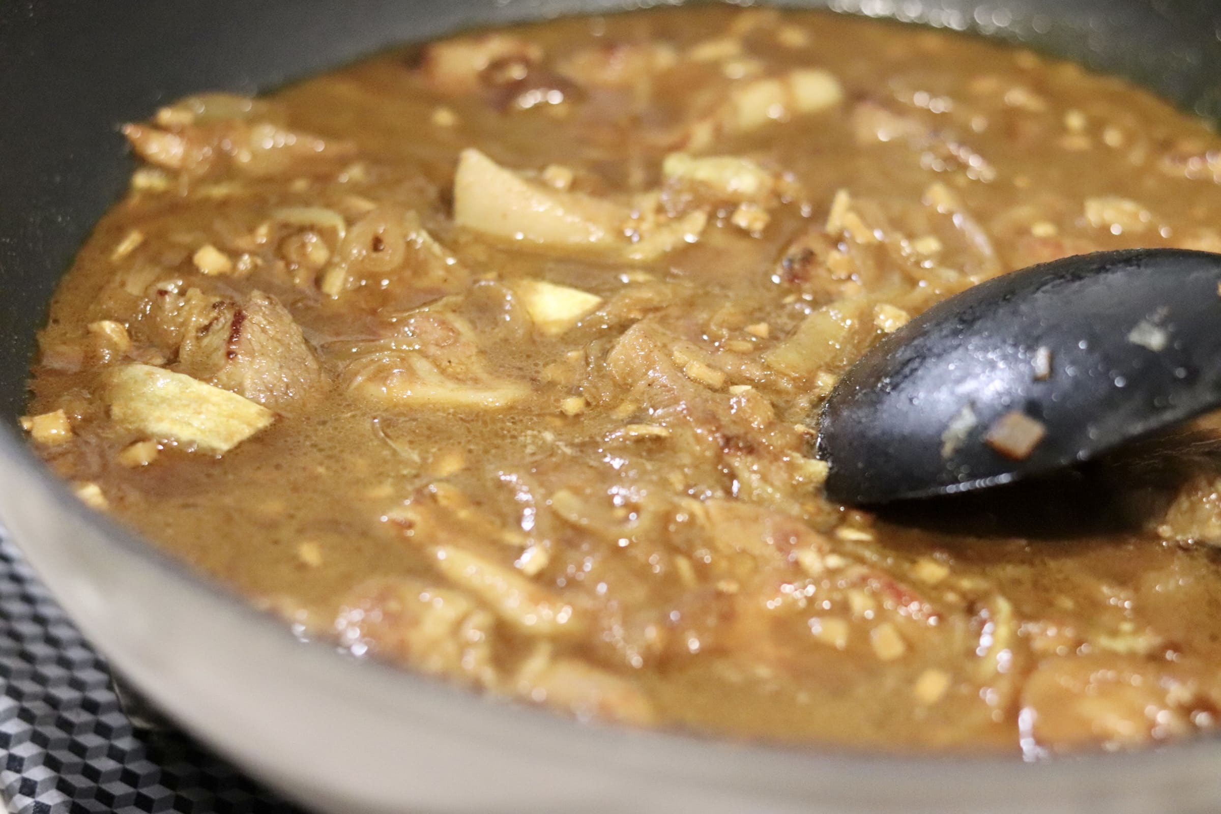 おうちごはん ほろ苦い ゴーヤと豚肉のスパイスカレー レシピ スパイス ゆうみんのおうちごはん食堂